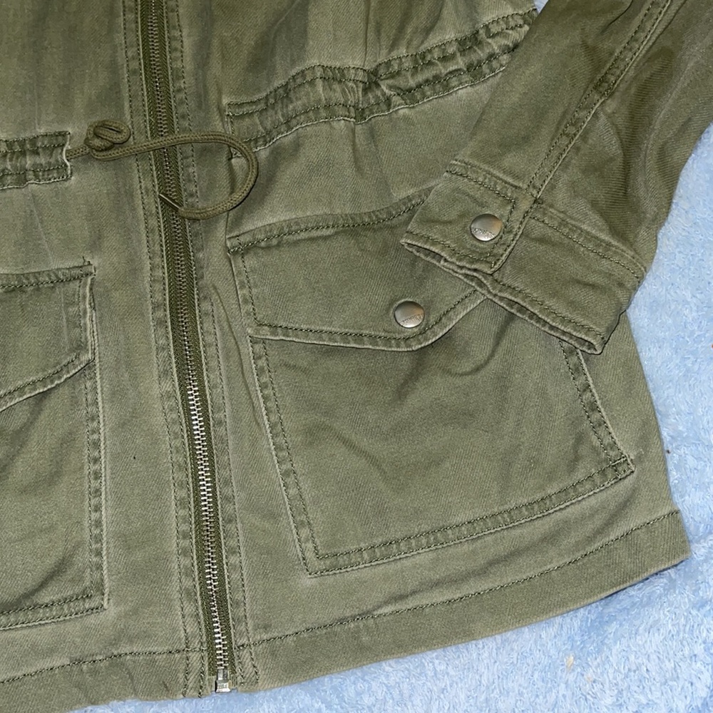 Light jacket - Picture 3 of 10